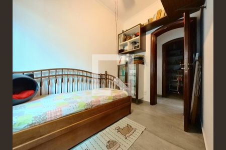 Casa à venda com 424m², 5 quartos e 4 vagasQuarto 4