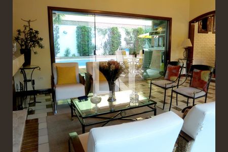 Casa à venda com 424m², 5 quartos e 4 vagasSala de Estar