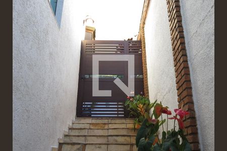 Casa à venda com 424m², 5 quartos e 4 vagasCorredor Externo