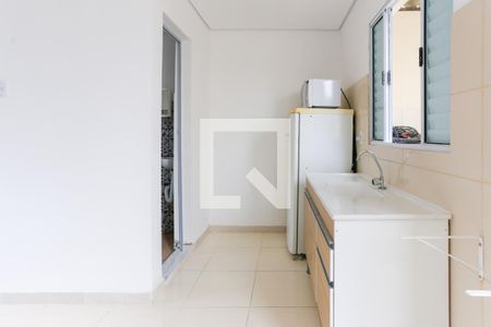 cozinha de kitnet/studio para alugar com 1 quarto, 20m² em Vila Gomes, São Paulo