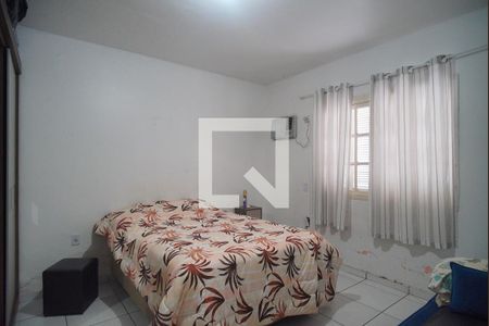 Quarto 1 de casa à venda com 6 quartos, 180m² em Feitoria, São Leopoldo