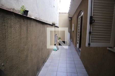 Casa para alugar com 300m², 4 quartos e 2 vagasCorredor Lateral