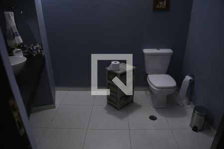 Casa para alugar com 300m², 4 quartos e 2 vagasBanheiro de serviço