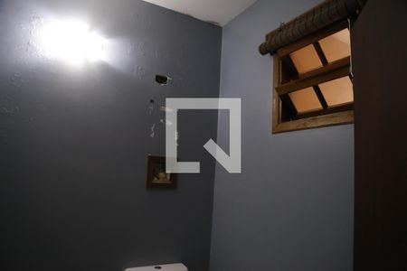 Casa para alugar com 300m², 4 quartos e 2 vagasBanheiro de serviço