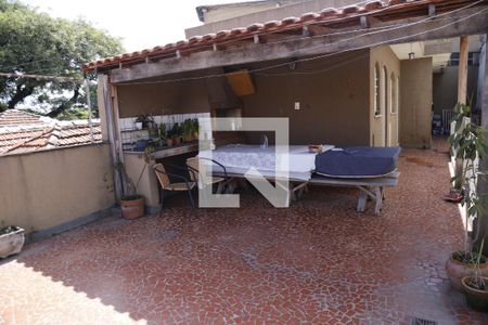 Casa para alugar com 300m², 4 quartos e 2 vagasVaranda