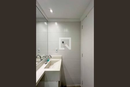 Apartamento à venda com 56m², 2 quartos e 2 vagasBanheiro social