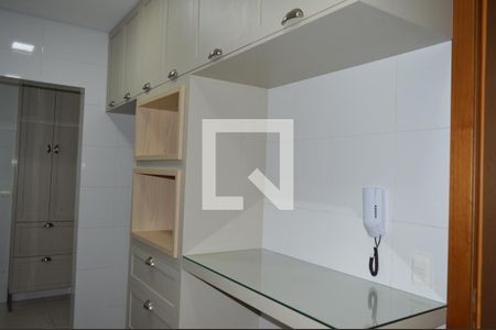 Apartamento à venda com 81m², 3 quartos e 2 vagasCozinha