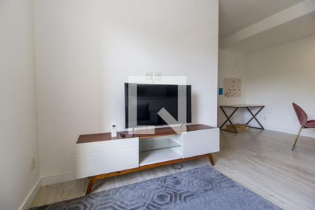 Sala de TV de apartamento para alugar com 2 quartos, 63m² em Dezoito do Forte Empresarial/alphaville., Barueri
