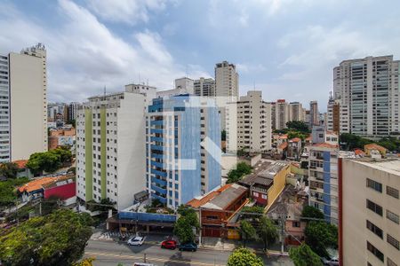 sala vista de apartamento à venda com 2 quartos, 85m² em Cambuci, São Paulo