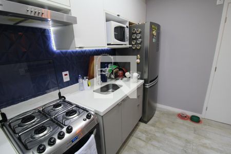 Sala / Cozinha / Área de Serviço de apartamento para alugar com 2 quartos, 42m² em Tucuruvi, São Paulo
