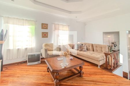 Sala 2 de casa à venda com 6 quartos, 320m² em Partenon, Porto Alegre
