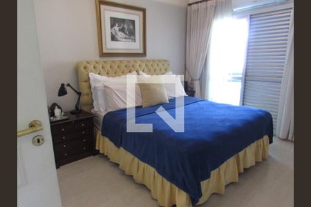 Apartamento à venda com 164m², 4 quartos e 3 vagasSuíte 2