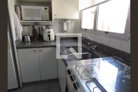 Apartamento à venda com 164m², 4 quartos e 3 vagasCozinha