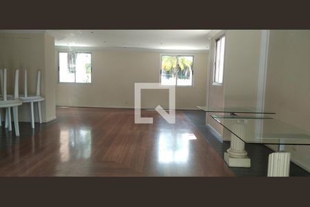 Apartamento à venda com 164m², 4 quartos e 3 vagasÁrea comum - Salão de festas