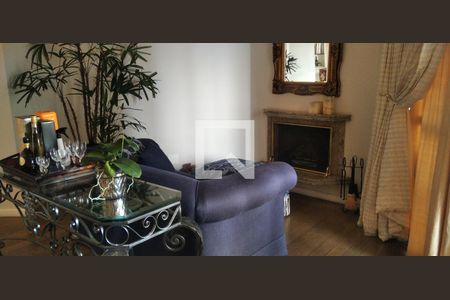 Apartamento à venda com 164m², 4 quartos e 3 vagasLareira