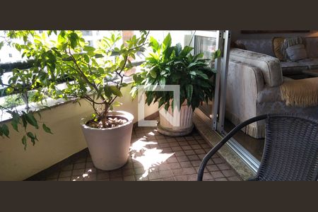 Apartamento à venda com 164m², 4 quartos e 3 vagasVaranda da Sala