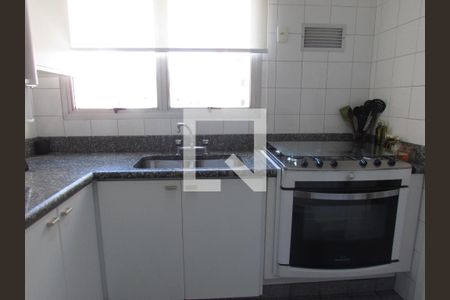 Apartamento à venda com 164m², 4 quartos e 3 vagasCozinha