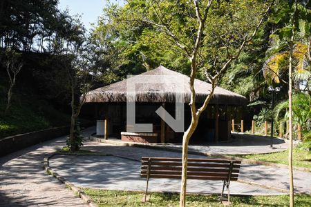 Apartamento à venda com 160m², 3 quartos e 2 vagasChurrasqueira