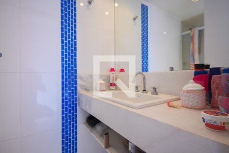 Apartamento à venda com 160m², 3 quartos e 2 vagasBanheiro Suíte 1