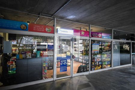 Apartamento à venda com 160m², 3 quartos e 2 vagasMercadinho