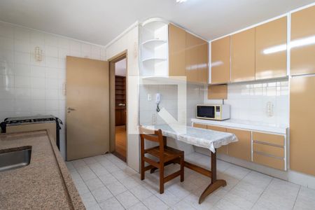 Apartamento à venda com 110m², 3 quartos e 2 vagasCozinha