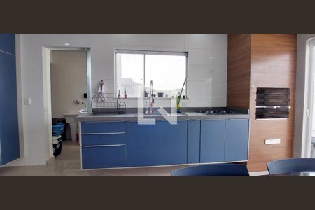 Apartamento à venda com 118m², 2 quartos e 2 vagasCozinha