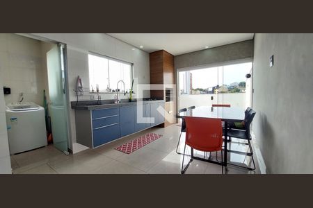 Apartamento à venda com 118m², 2 quartos e 2 vagasCozinha