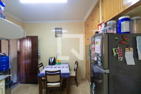 Casa à venda com 336m², 4 quartos e 4 vagasCozinha da Casa 02