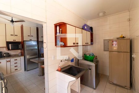 Casa à venda com 336m², 4 quartos e 4 vagasÁrea de Serviço