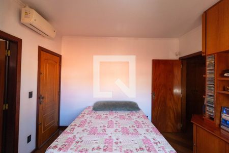 Casa à venda com 336m², 4 quartos e 4 vagasSuíte 03