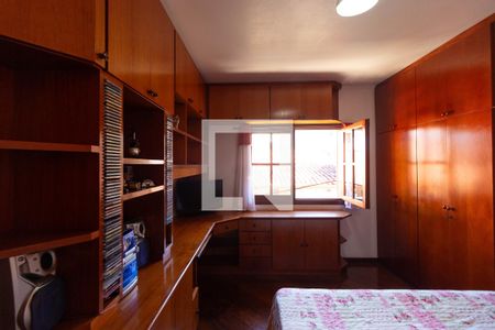 Casa à venda com 336m², 4 quartos e 4 vagasSuíte 03