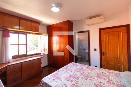 Casa à venda com 336m², 4 quartos e 4 vagasSuíte 03