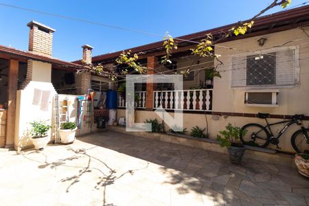 Casa à venda com 336m², 4 quartos e 4 vagasQuintal