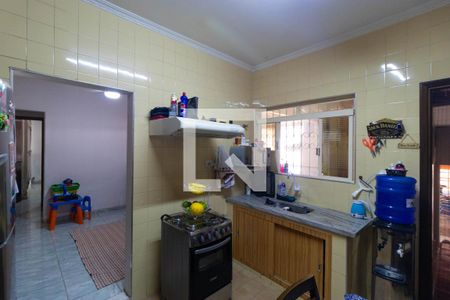 Casa à venda com 336m², 4 quartos e 4 vagasCozinha da Casa 02