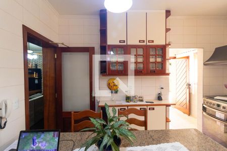 Casa à venda com 336m², 4 quartos e 4 vagasCozinha