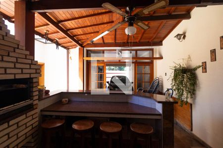 Casa à venda com 336m², 4 quartos e 4 vagasChurrasqueira