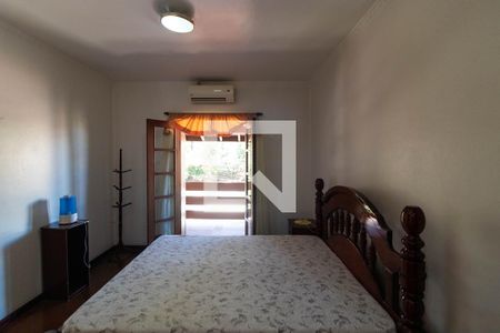 Casa à venda com 336m², 4 quartos e 4 vagasSuíte 01