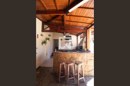 Casa à venda com 336m², 4 quartos e 4 vagasChurrasqueira