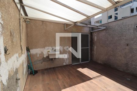 Casa de condomínio à venda com 168m², 3 quartos e 2 vagasÁrea de Serviço
