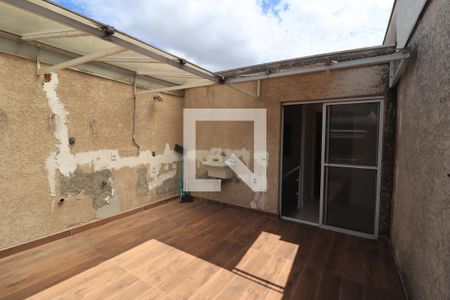 Casa de condomínio à venda com 168m², 3 quartos e 2 vagasÁrea de Serviço