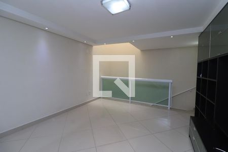Sala de TV de casa de condomínio à venda com 3 quartos, 168m² em Vila Aricanduva, São Paulo