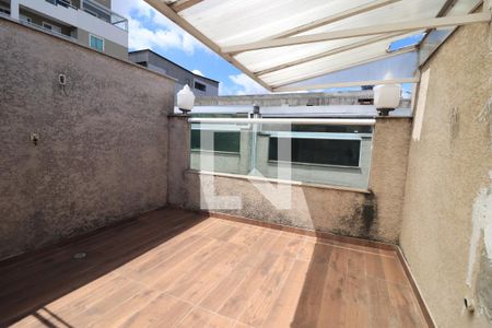 Casa de condomínio à venda com 168m², 3 quartos e 2 vagasÁrea de Serviço