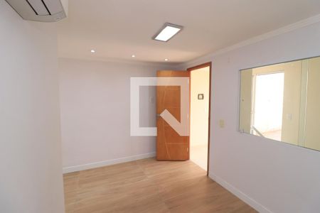 Casa de condomínio à venda com 168m², 3 quartos e 2 vagasQuarto 3 - Suíte