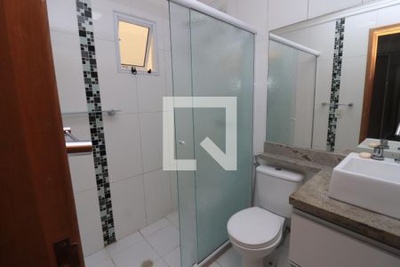 Casa de condomínio à venda com 168m², 3 quartos e 2 vagasBanheiro da Suíte 2
