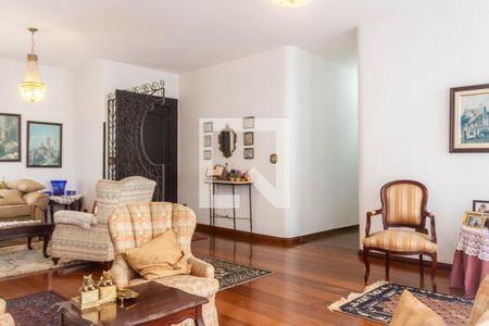 Sala de casa para alugar com 4 quartos, 334m² em Paineiras do Morumbi, São Paulo