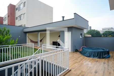 Casa à venda com 330m², 3 quartos e 6 vagasQuintal