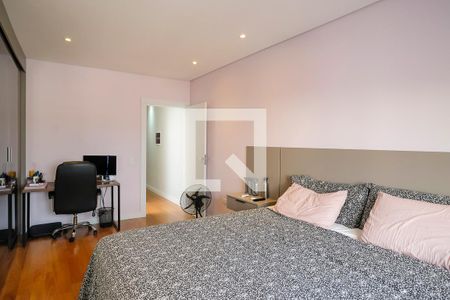 Casa à venda com 330m², 3 quartos e 6 vagasSuíte 1