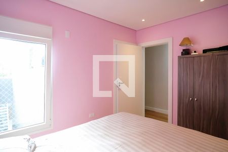 Casa à venda com 330m², 3 quartos e 6 vagasSuíte 2