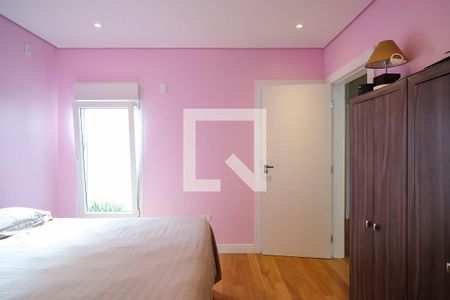 Casa à venda com 330m², 3 quartos e 6 vagasSuíte 2