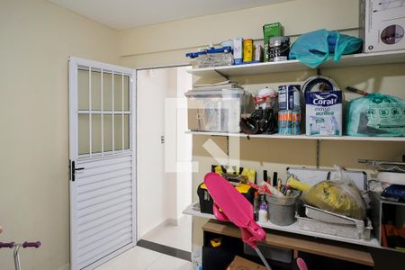 Casa à venda com 330m², 3 quartos e 6 vagasDepósito